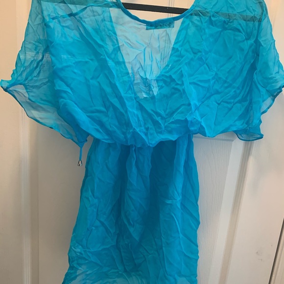 Silky cover up with silver design NWT - Picture 3 of 4